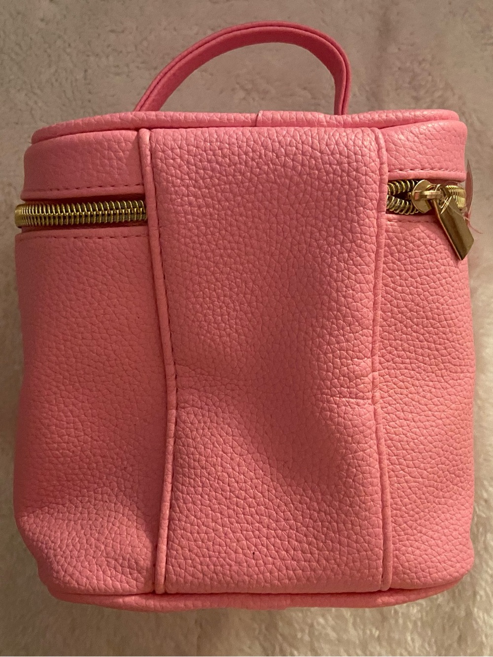 Juicy Couture Bubblegum Pink Pebbled Cosmetic Case with Gold Hardware - Picture 3 of 5